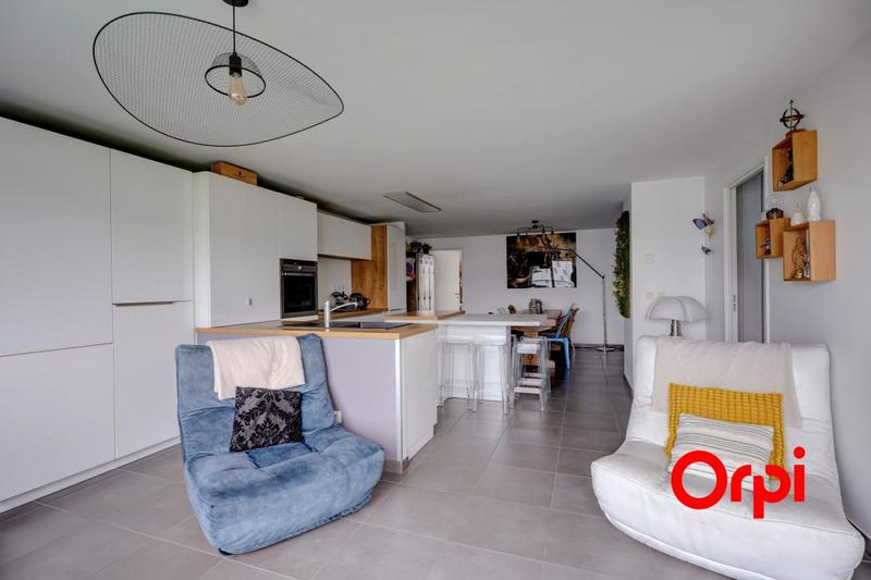 Appartement - 95 m² - 4 pièces