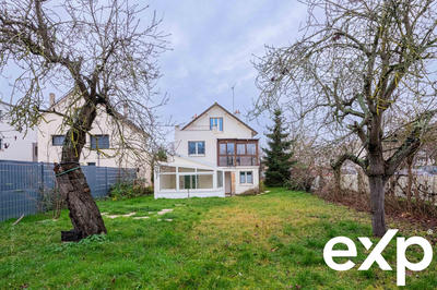 Maison - 155 m² - 6 pièces