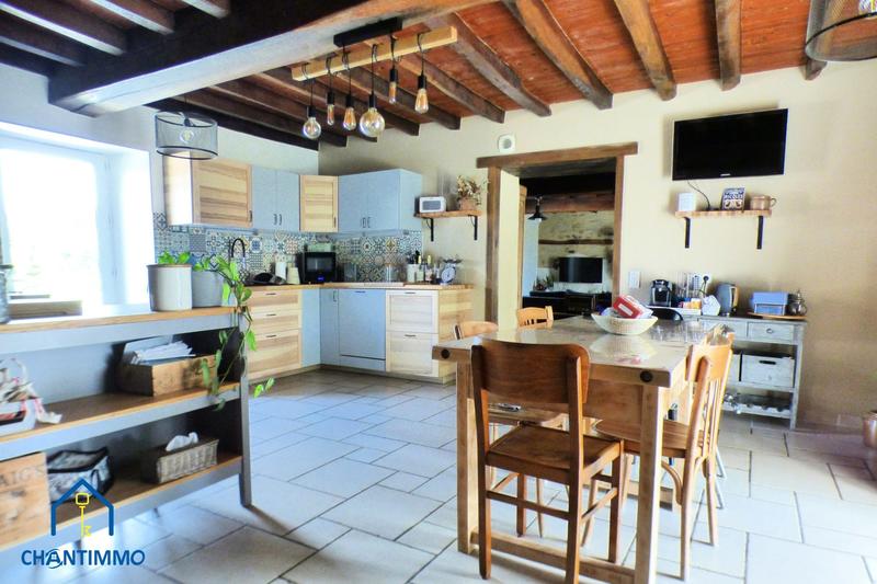 Maison - 267 m² - 7 pièces