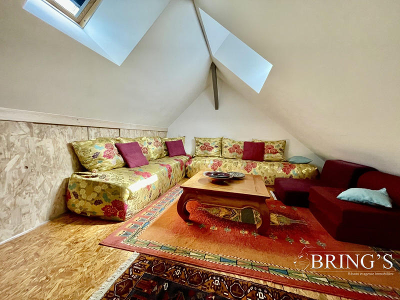 Maison traditionnelle - 175 m² - 7 pièces