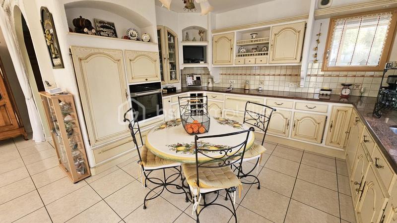 Maison d'architecte - 223 m² - 7 pièces