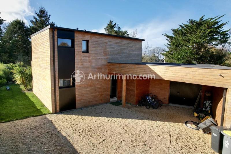 Maison - 122 m² - 5 pièces