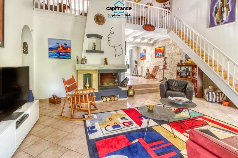 Propriété - 170 m² - 6 pièces