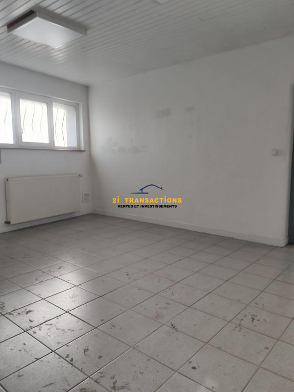 Local d'activités - 250 m²