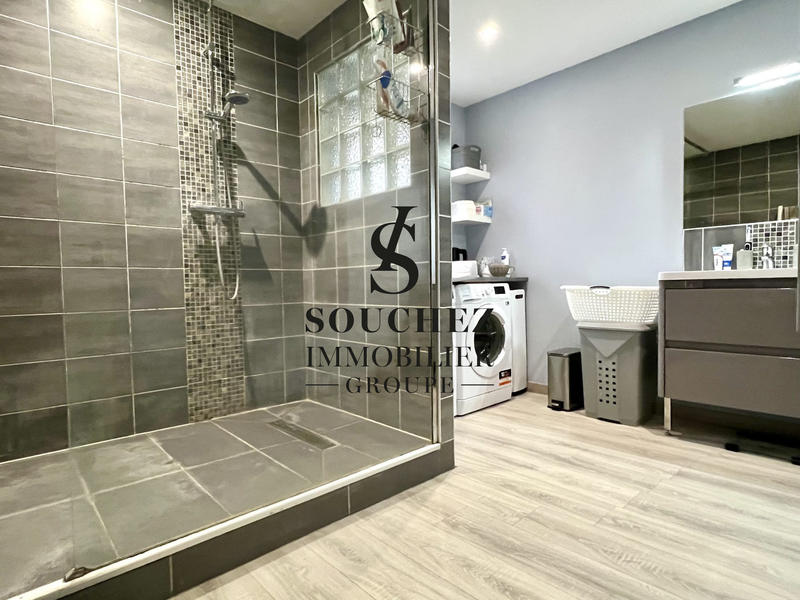 Maison ancienne - 243 m² - 6 pièces