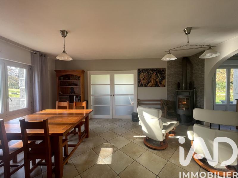 Maison - 197 m² - 8 pièces