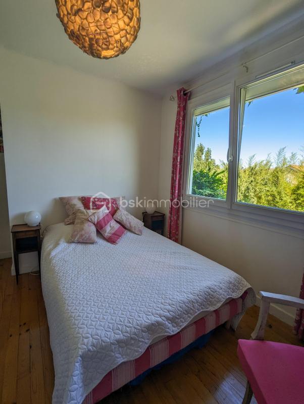 Maison traditionnelle - 94 m² - 5 pièces