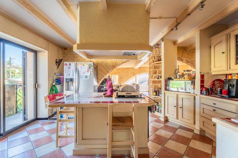 Maison - 186 m² - 5 pièces