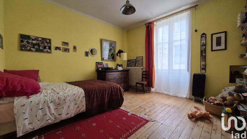 Maison - 200 m² - 6 pièces