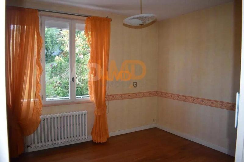 Maison - 139 m² - 9 pièces