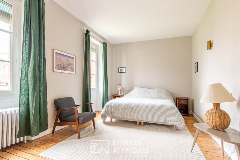 Maison - 239 m² - 8 pièces