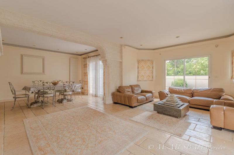 Maison - 155 m² - 6 pièces