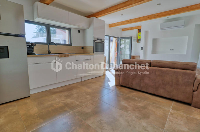 Maison - 140 m² - 5 pièces