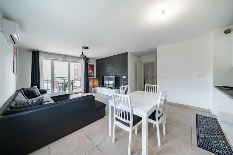 Appartement - 65 m² - 3 pièces