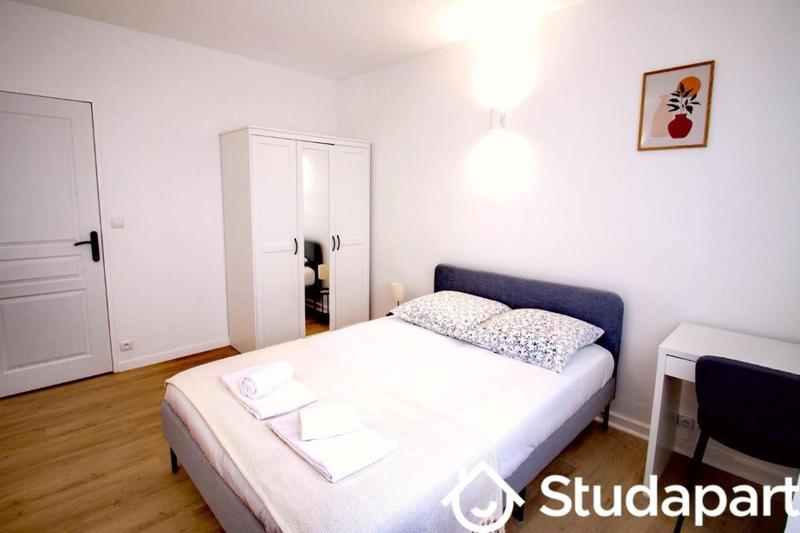 Chambre - 9 m² - 1 pièce