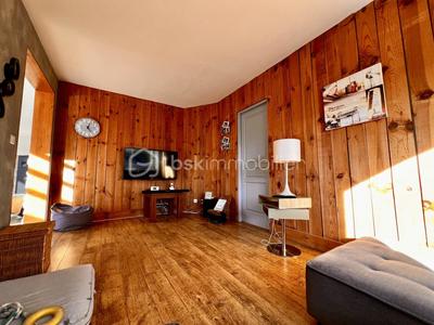 Maison - 152 m² - 7 pièces