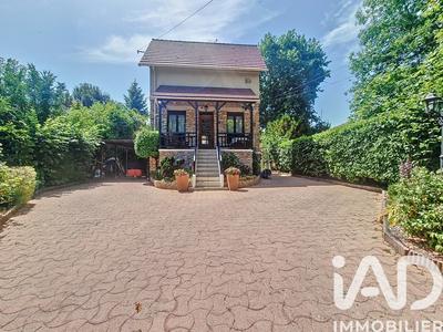 Maison - 137 m² - 6 pièces