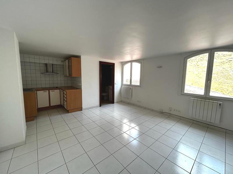Appartement - 100 m² - 5 pièces
