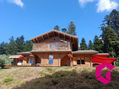 Châlet - 136 m² - 4 pièces