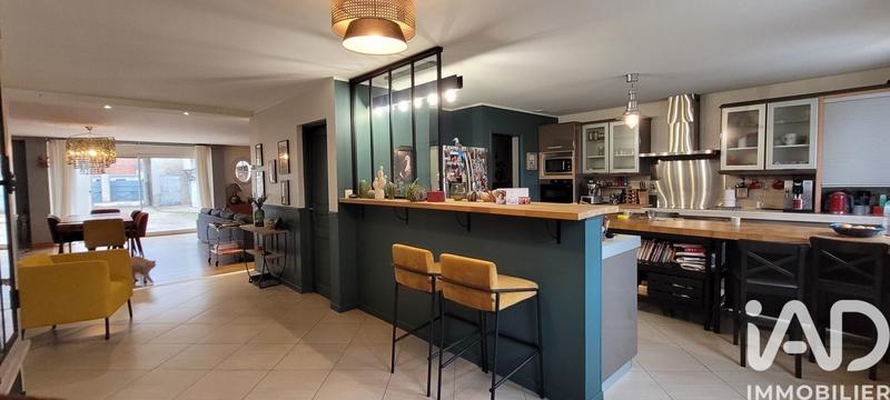 Maison - 265 m² - 6 pièces