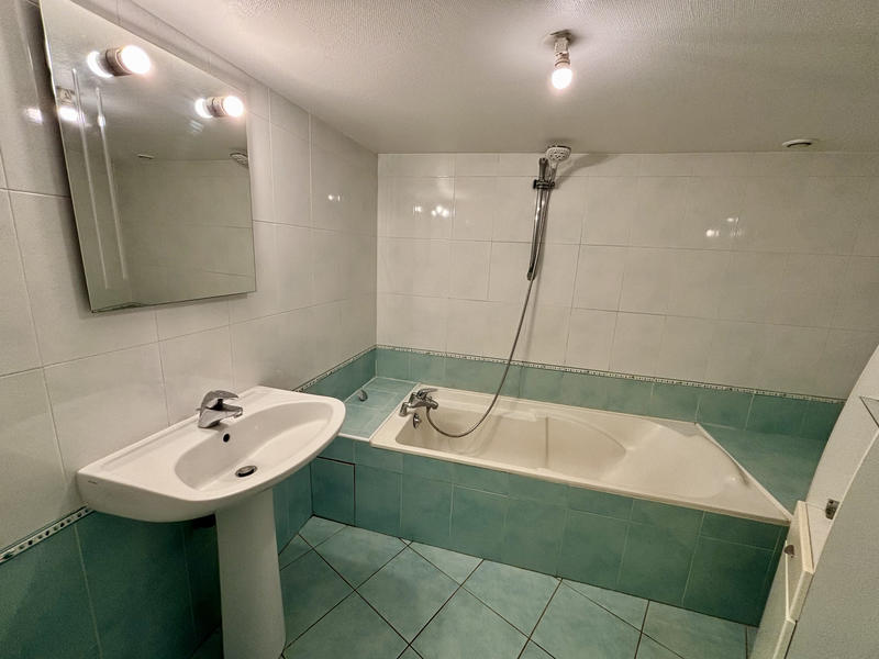 Maison - 80 m² - 5 pièces