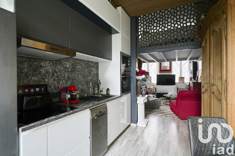 Studio - 30 m² - 1 pièce