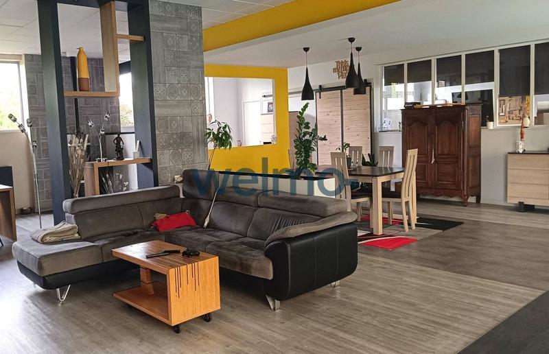 Maison - 278 m² - 7 pièces