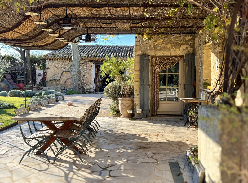 Mas - 362 m² - 8 pièces