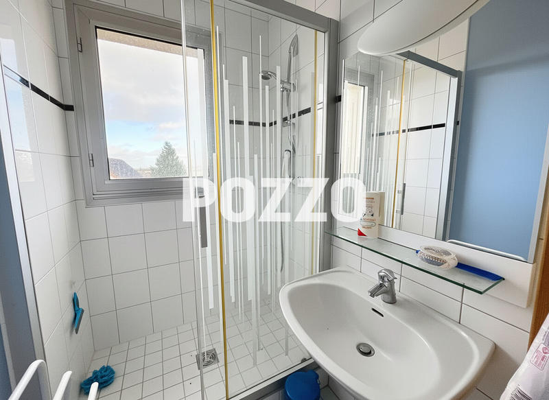 Maison - 177 m² - 9 pièces