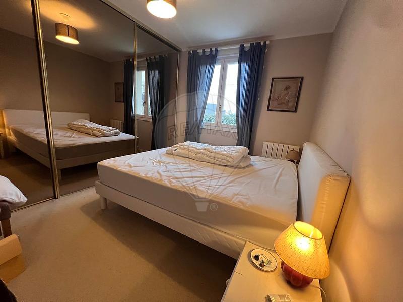 Maison - 154 m² - 8 pièces