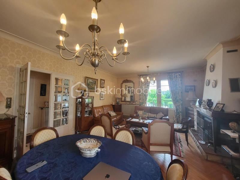 Maison - 158 m² - 5 pièces