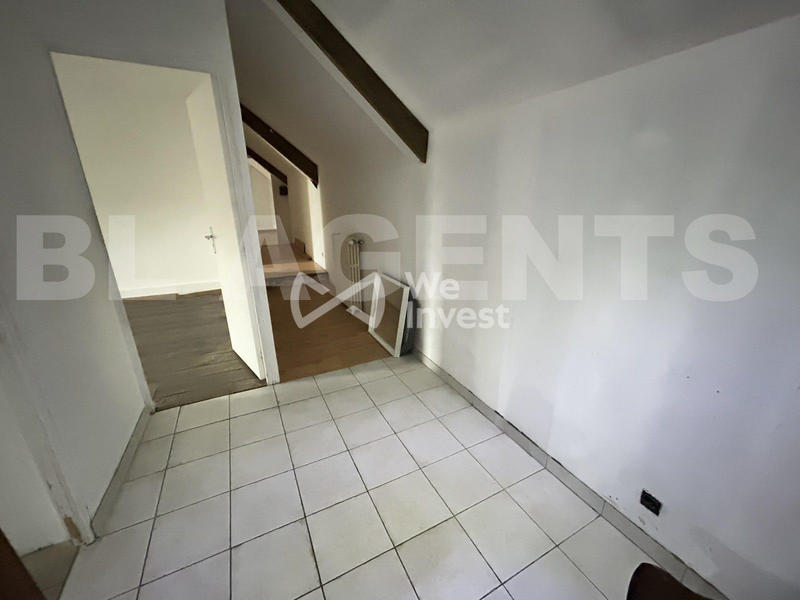 Maison - 250 m² - 8 pièces