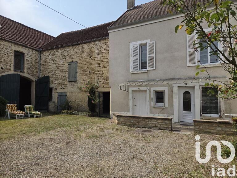 Maison de village - 91 m² - 5 pièces