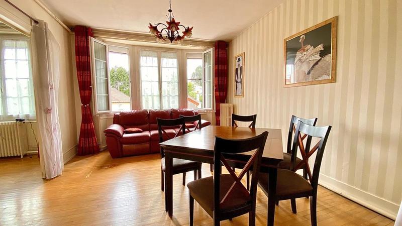 Appartement - 82 m² - 3 pièces