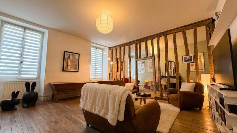 Maison - 164 m² - 7 pièces