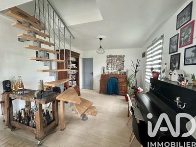 Maison - 162 m² - 5 pièces
