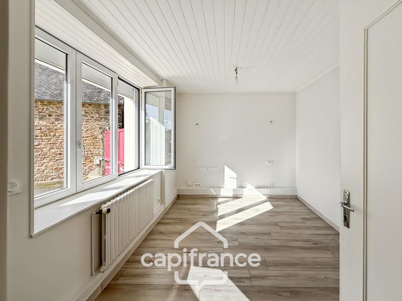Maison - 193 m² - 9 pièces