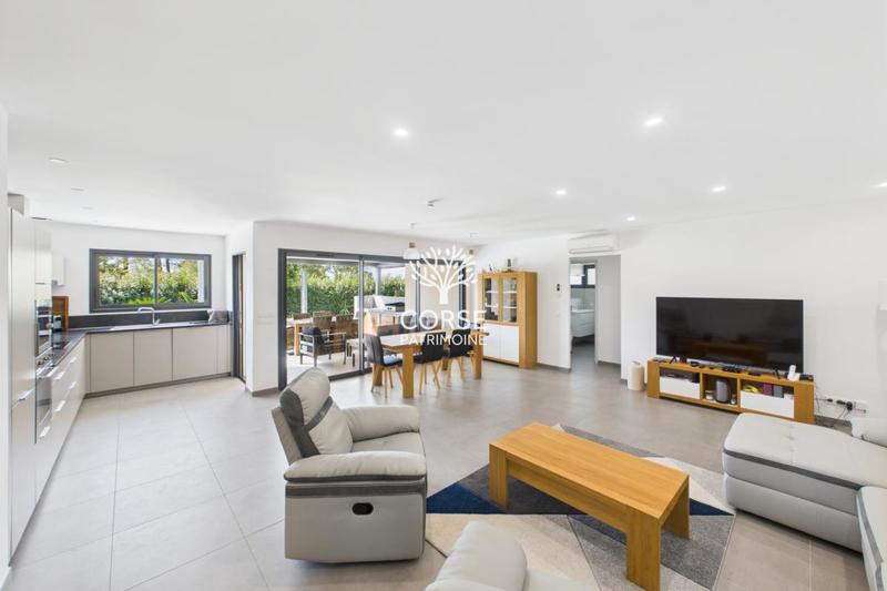 Maison - 125 m² - 5 pièces