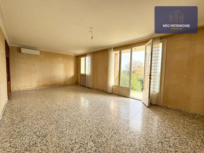 Maison - 97 m² - 7 pièces