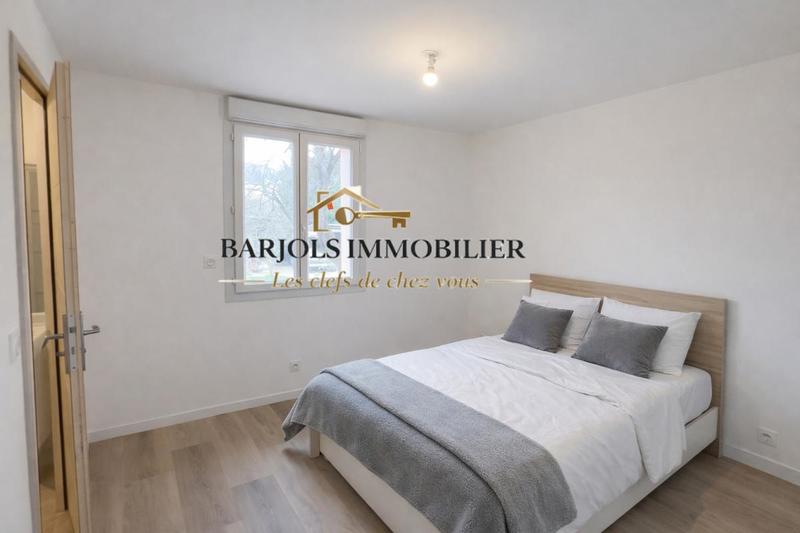 Remise - 97 m² - 5 pièces