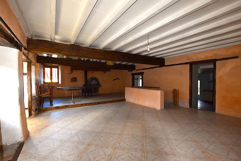 Maison - 268 m² - 9 pièces