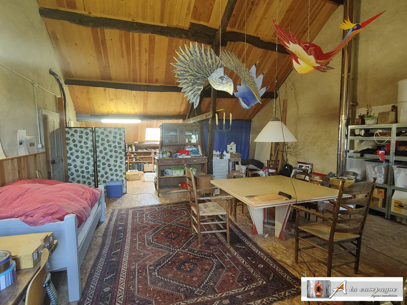 Maison ancienne - 215 m² - 6 pièces