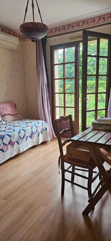 Maison - 156 m² - 8 pièces