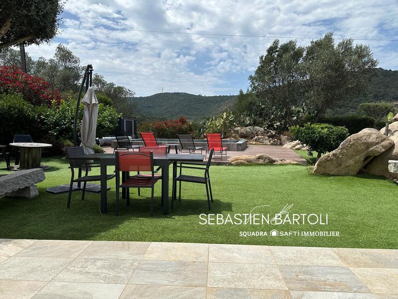 Maison - 174 m² - 6 pièces