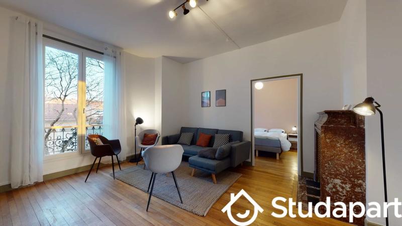 Chambre - 14 m² - 1 pièce