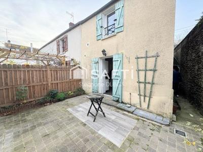 Maison - 97 m² - 5 pièces