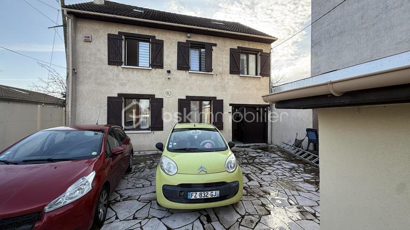 Maison - 190 m² - 7 pièces