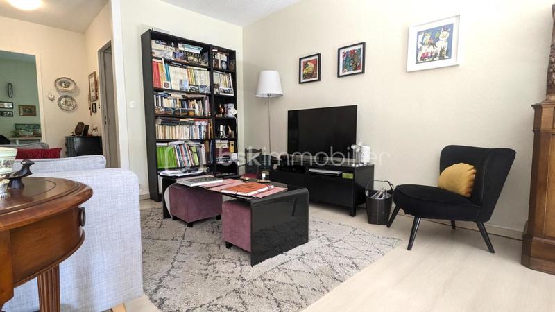 Appartement - 79 m² - 4 pièces