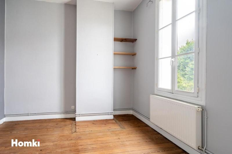 Maison - 270 m² - 8 pièces