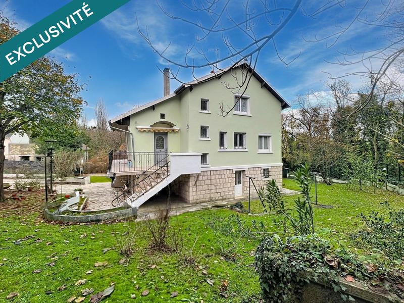 Maison - 180 m² - 6 pièces